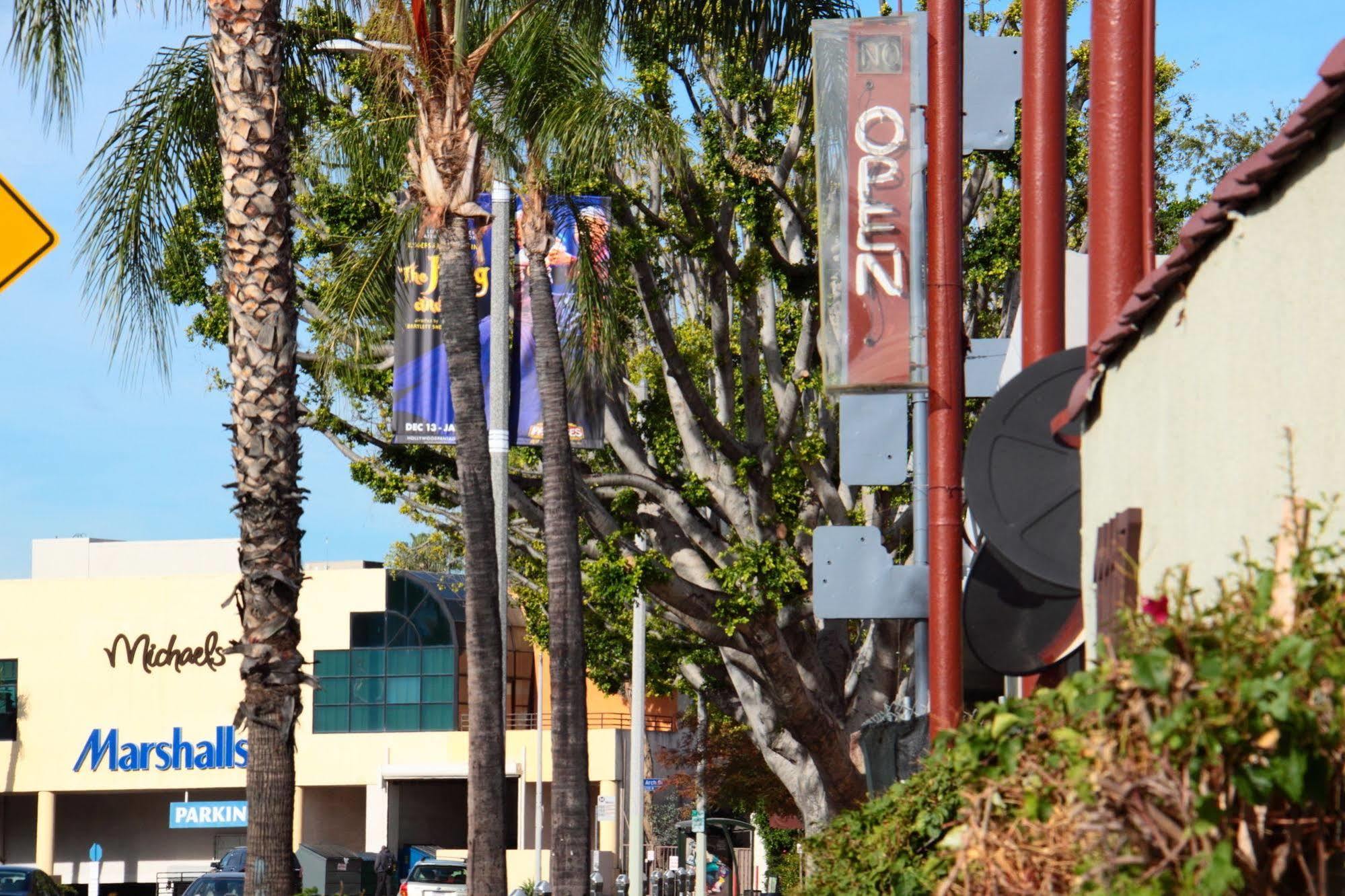 El Royale Gardens Near Universal Studios Los Angeles Dış mekan fotoğraf